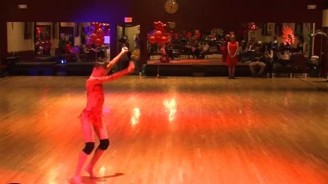 Ballroom 19 смотреть онлайн