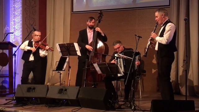 Accorinet Klezmer Band W Forum Synagoga
