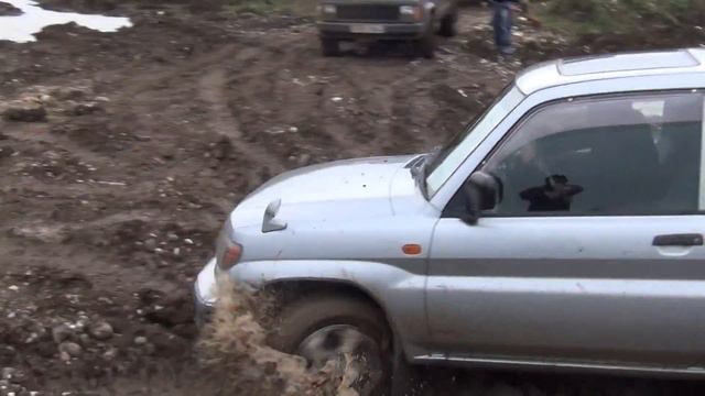 pajero io смотреть онлайн