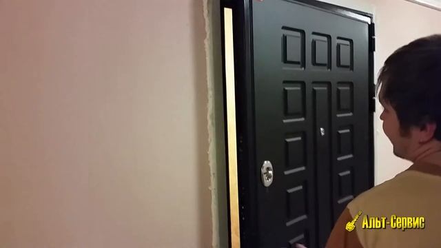 Видео отзыв на установку стальной двери Лекс "Гладиатор (беленый дуб)" от компании "Альт-Сервис" смотреть онлайн