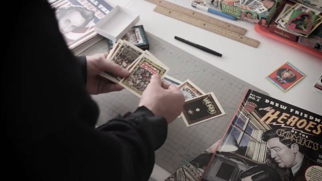 Unboxing R.Crumb's Weirdo Trading Card Set смотреть онлайн