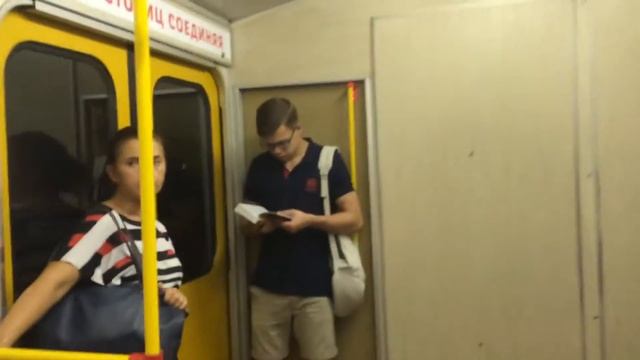 Метровагон 81-717.5М "Красная стрела" #2763 смотреть онлайн