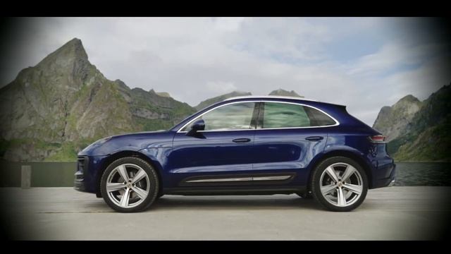 New PORSCHE Macan 2022 Facelift - DRIVING, exterior & interior смотреть онлайн