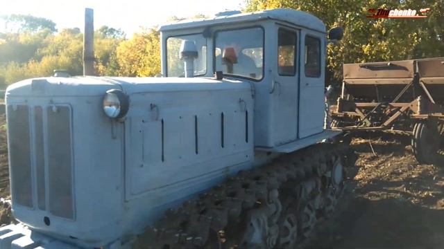 ТРАКТОР Т-74 СІЄМ ОЗИМУ ПШЕНИЦЮ! смотреть онлайн