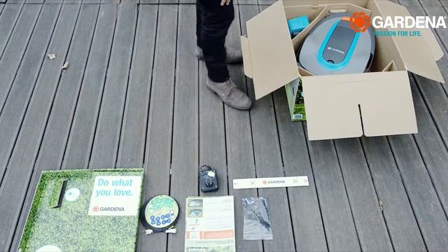 GARDENA SILENO City 250 Installation Video 1: Unboxing