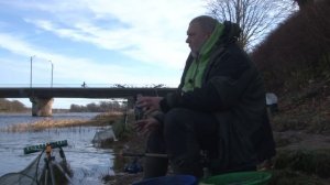 ФИДЕР или ПОПЛАВОК - чем лучше ловить в ноябре? / На рыбалку с Нормундом #125