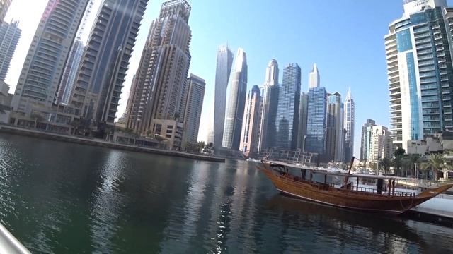 Дубай 2020 / Прогулка по элитному району Дубая - Дубай Марине смотреть онлайн