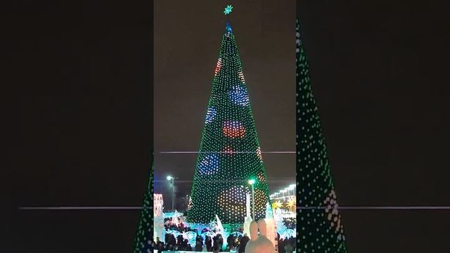 Елка в Екатеринбурге 2014 г. смотреть онлайн
