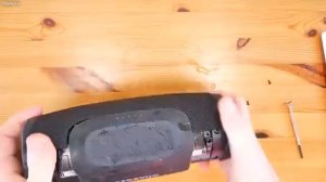 JBL Charge 4 VS Pasha Es - динамик из телевизора за 179 евро