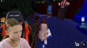 Helping Trinity Survive Rainbow Friends Chapter 2!!