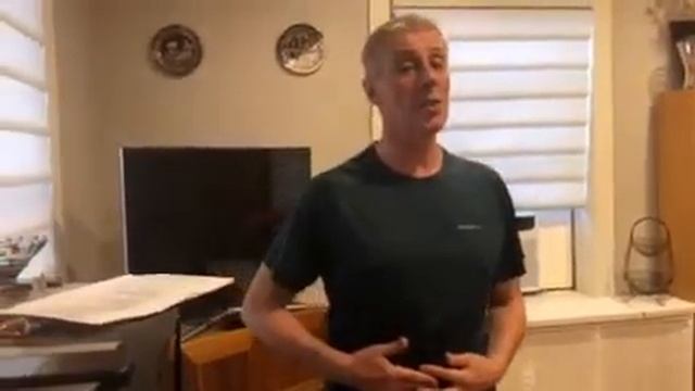 Песня на стихи Татьяны Тоток, написанная под заказ. Поет Лев Трост. У рояля Владимир Гуревич. смотреть онлайн