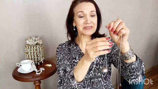 Подбираем украшения к одежде с набивным рисунком, с принтами. смотреть онлайн