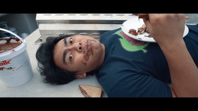 GUAVA JUICE - I LOVE NUTELLA DELUXE! (OFFICIAL MUSIC VIDEO) смотреть онлайн