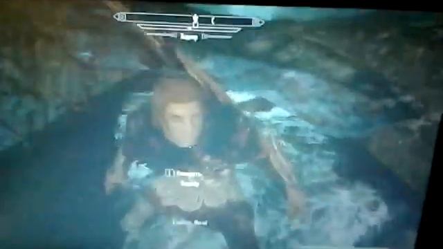 Skyrim-как прокачать одноручное или двуручное оружие в начале игры смотреть онлайн