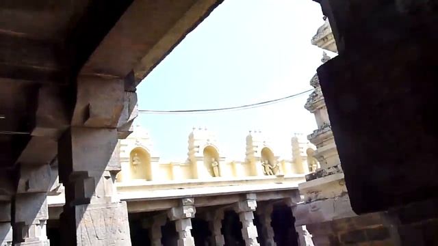 Храм Кришны. Додда Малур. Navaneeta Krishna Temple.