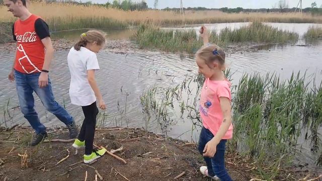 КАК ПРАВИЛЬЕО ПУСКАТЬ БЛИНЧИКИ! МАСТЕР КЛАСС от дяди Валеры ! смотреть онлайн