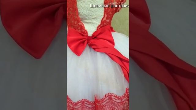 Нарядное платье для девочки с кружевным лифом и открытой спинкой. смотреть онлайн