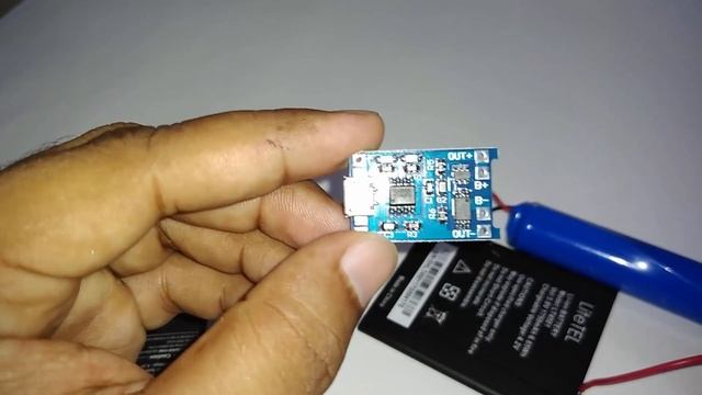 How to make lithium ion battery charger circuit । How to work charger module। Tp4056 charger module смотреть онлайн