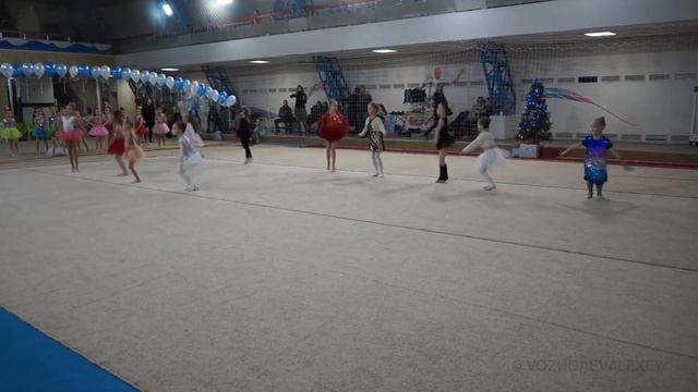 Новогодний танец - 2012 г.р. смотреть онлайн