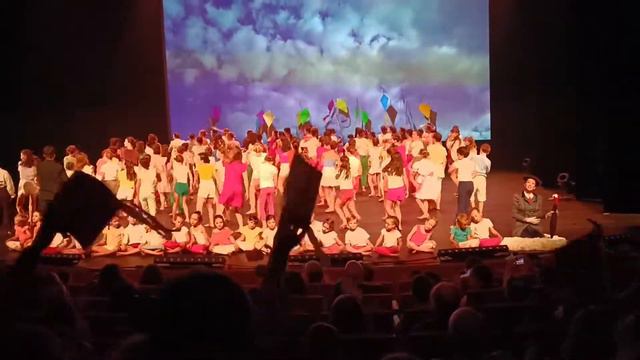Gala modern jazz 🎷 le cerf volant de Stéphanie ⭐ смотреть онлайн