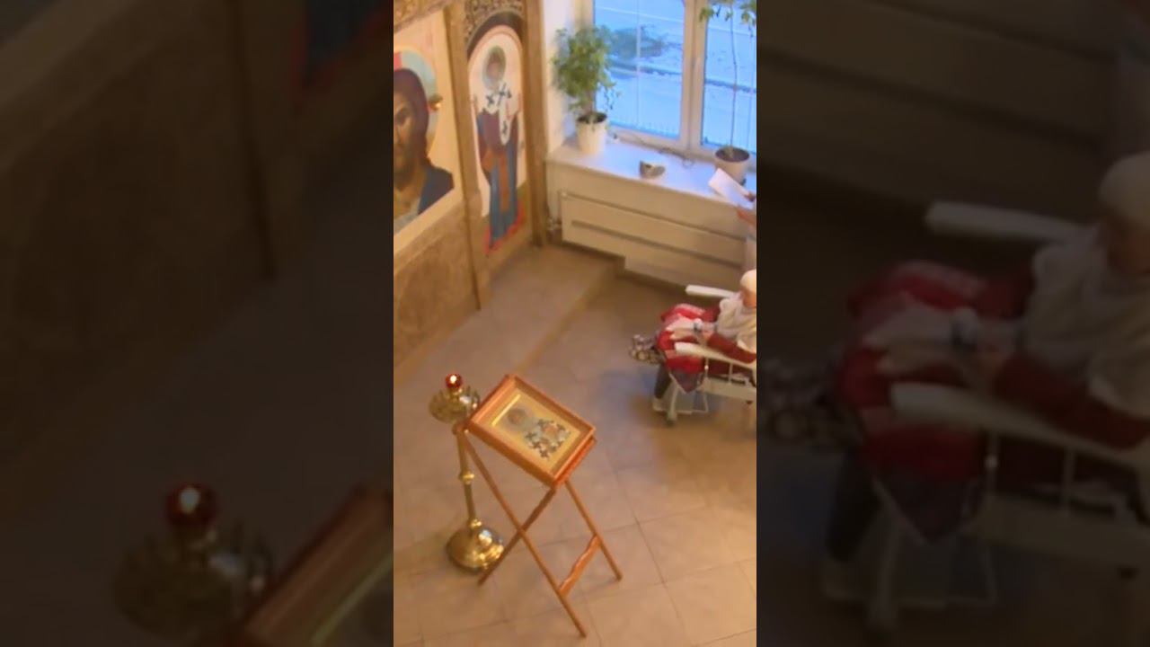 С Богом в богадельне. И с осликом. смотреть онлайн