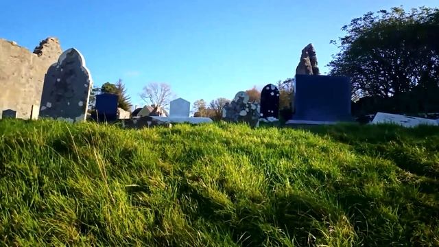 О ирландском голоде, прогулка по осеннему Донеголу под гимн Шинн Фейн смотреть онлайн