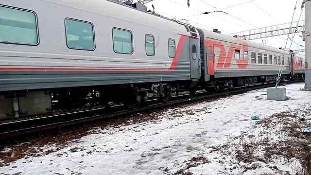 ЭП1М-779 с поездом №50 Санкт-Петербург Кисловодск смотреть онлайн