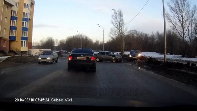 Рыбинск. Волжская набережная. смотреть онлайн