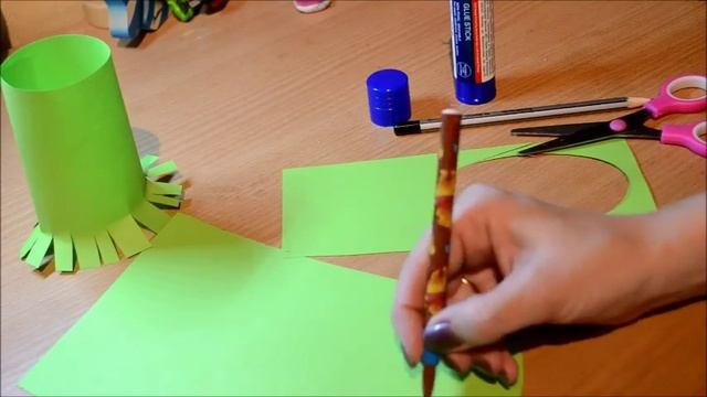 "Инопланетянин" поделка для детей 4-6 лет смотреть онлайн