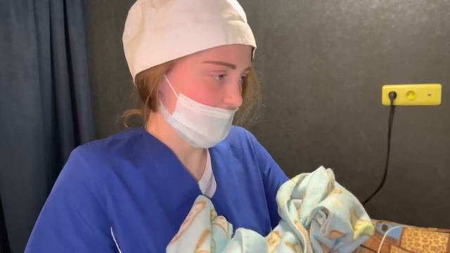Необычная семья 1 серия «Перепутали в роддоме..» смотреть онлайн