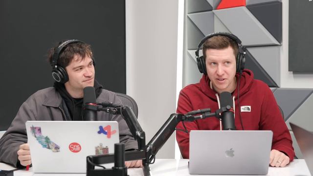 The Nothing Phone 2a Looks a Little Different смотреть онлайн