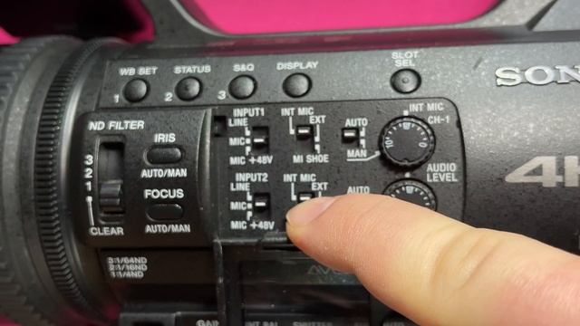 Sony Z150 - Setting the Sound Input to Internal and Levels to Auto смотреть онлайн