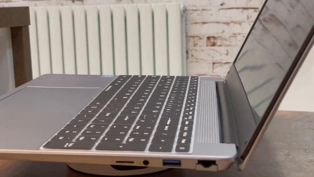 CHUWI HeroBook Plus 15,6 Zoll Notebook | FULL HD Display | Intel Celeron J4125 | 8 GB RAM | 256 SSD смотреть онлайн