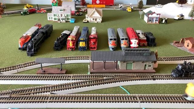 ? Running Model Trains Live ? No. 1