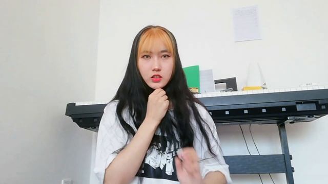 я не сдержалась и вернула старую Карину (очень кринжую с этого видео в 2023) @karrambaby смотреть онлайн