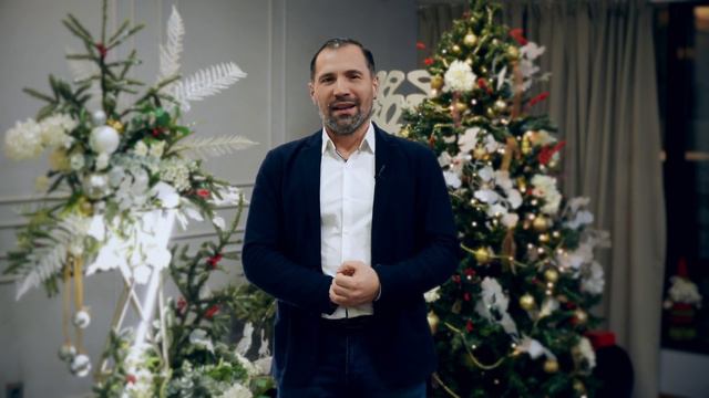 Новогоднее поздравление от Дениса Анатольевича Груздева смотреть онлайн