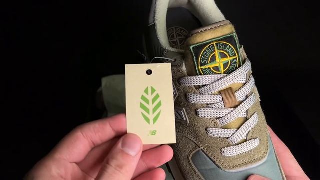 Кроссовки Stone Island x New Balance 574 смотреть онлайн