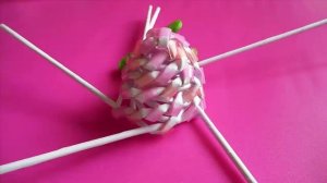 ПАСХАЛЬНОЕ ЯЙЦО из бумажных трубочек с трубочками для коктейля СПИРАЛЬНОЕ ПЛЕТЕНИЕ