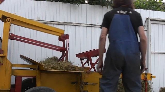 Пресс для изготовления тюков из сена. Ставрополь 2019 .Часть 1 смотреть онлайн