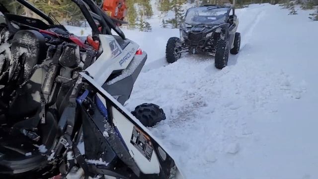 Rzr Pro with 34inch ITP blackwater tires, rubbing trees, breaking through drifts смотреть онлайн