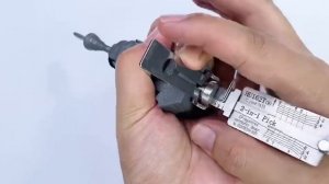 Hu162T-9 cuts Lishi 2 in 1 decoder tutorial for latest Volkswagen & Audi