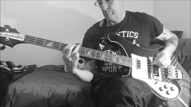 FRIDAY IM IN LOVE by THE CURE (Acoustic Version) Bass cover смотреть онлайн