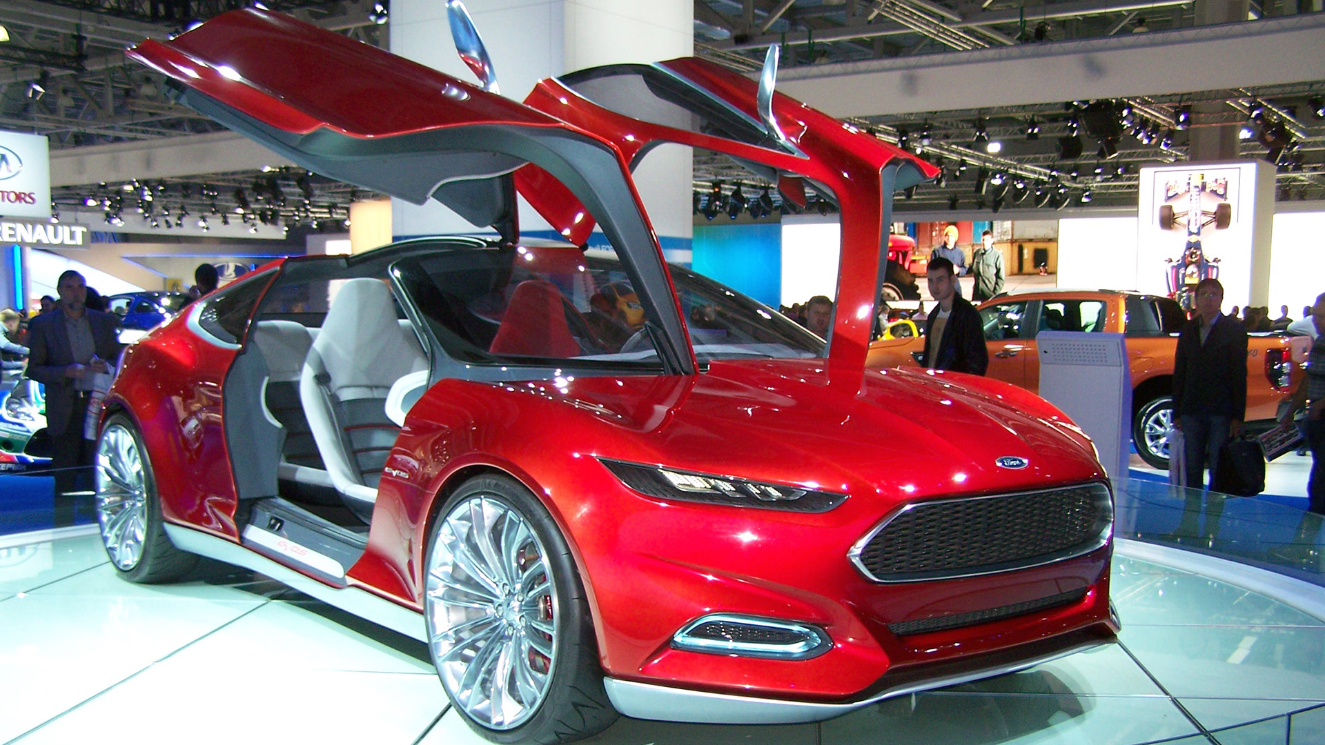 Концепт-кар Ford Evos смотреть онлайн