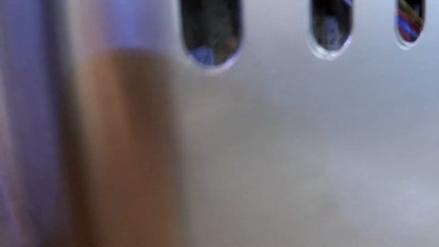 Электрический духовой шкаф Electrolux EZB52430AX смотреть онлайн