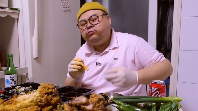 고아재의 포장!튀김족발 통으로 뜯음│이종격투기 박형근선수의 야심작?!  Mukbang Eatingshow [Fried Jokbal,pigs' Feet]