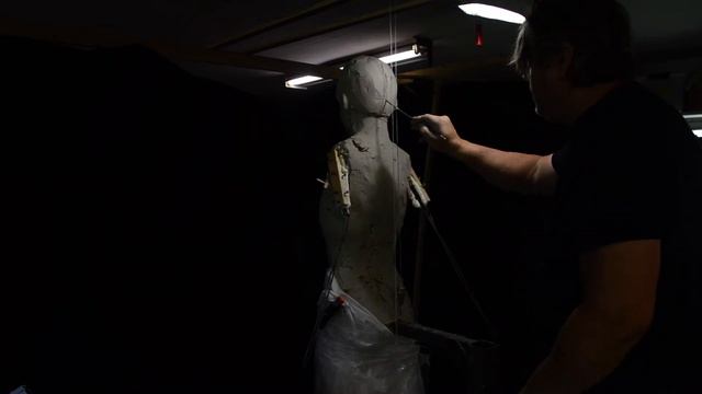 Adding clay to the Armature Video 2of 4 смотреть онлайн