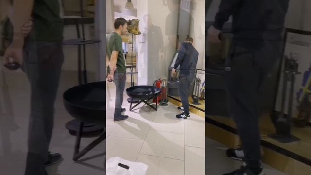 ООО "МоКа Дом" опытная компания на рынке каминной индустрии. Работаем в этой отрасли уже 20 лет. смотреть онлайн