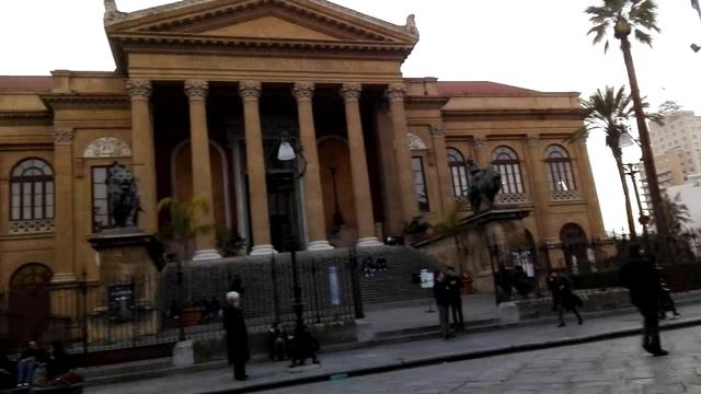 Passegiata in Palermo-teatro Massimo смотреть онлайн