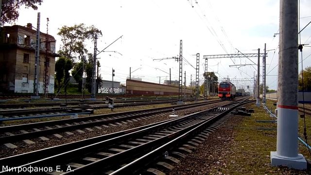 Электровоз ЭП2К-151 (ТЧЭ-8) следует резервом. смотреть онлайн