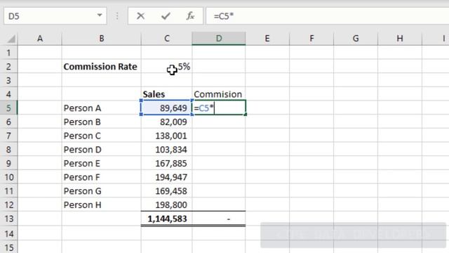 Absolute Referencing // Excel Training: Lesson 6 смотреть онлайн